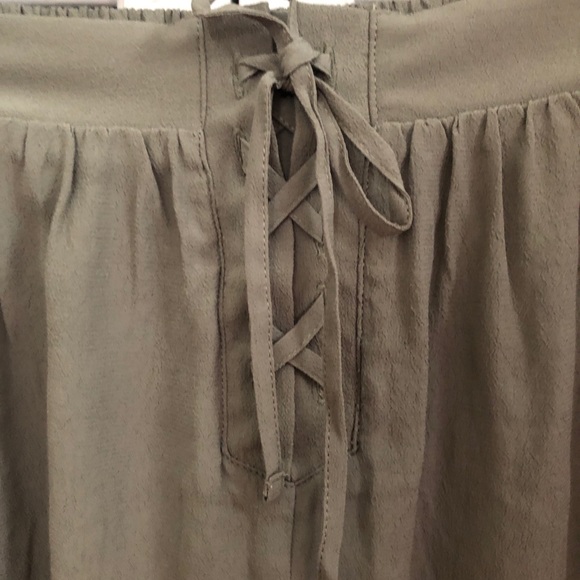 NWT forever 21 olive green shorts - Picture 4 of 6